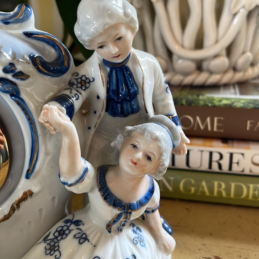 Vintage porcelain Linden Victorian Clock - Picture 2 of 4